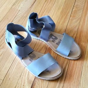 Sorel Ella Sandal in Ash Brown, Size 9